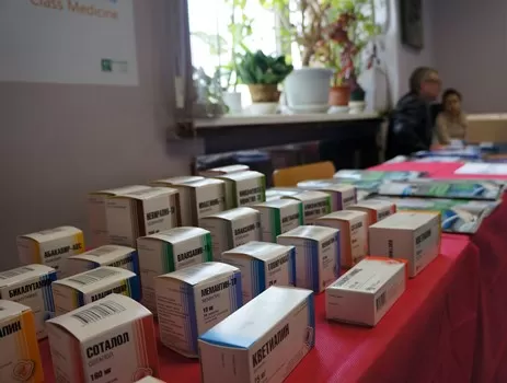 Одиннадцатый симпозиум Поликонденсация 2016 - выстовочные образцы
