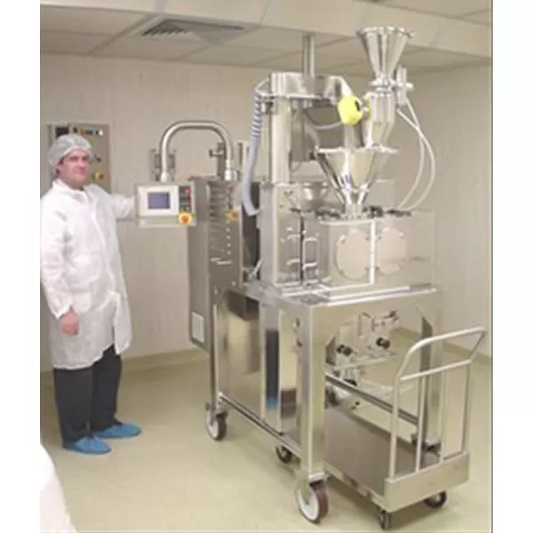 Компактор-гранулятор RC150 PHARMA c просеивающей машиной RTS и вакуумной загрузкой